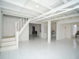 Rumah Hook LT 216 Dekat Mall Summarecon Serpong Dibantu KPR J-16550 lokasi di Tangerang Kota, tersedia melalui melalui situs Olx