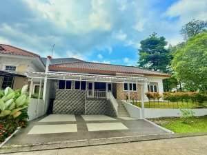 RUMAH HOOK SIAP HUNI DEKAT TAMAN DI SENTUL CITY, BOGOR lokasi di Bogor Kota, tersedia melalui melalui situs Olx