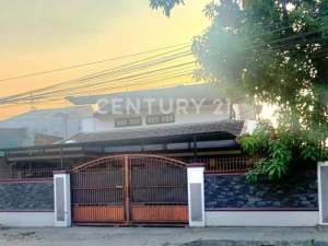 Rumah Hook Strategis Aman Nyaman Malaka Sari Duren Sawit Jaktim lokasi di Jakarta Timur, tersedia melalui melalui situs Olx