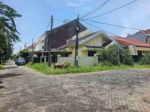 RUMAH HOOK WISMA MUKTI KLAMPIS ANOM MANYAR ARAYA STRATEGIS MURAH lokasi di Surabaya Kota, tersedia melalui melalui situs Olx