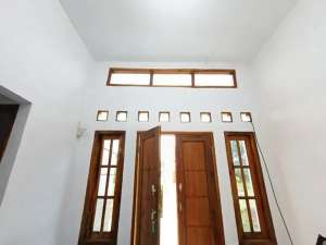 Rumah Impian Anda Ada disiniRumah Eropa Classic Dekat Stasiun SHM lokasi di Bogor Kab., tersedia melalui melalui situs Olx