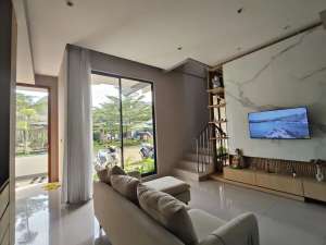 Rumah Industrial di Ciputat dkt Stasiun Dp 5 Juta lgsg Akad lokasi di Tangerang Selatan Kota, tersedia melalui melalui situs Olx