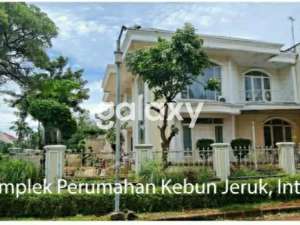 Rumah Intercon Kebun Jeruk Jakarta Barat lokasi di Tangerang Kota, tersedia melalui melalui situs Olx