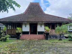Rumah Joglo - LimasanRumah Kayu Murah Jl. Kaliurang Km21 lokasi di Sleman Kab., tersedia melalui melalui situs Olx