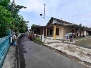 Rumah Kampung lingkungan bersih dekat jalan raya lokasi di Sukoharjo Kab., tersedia melalui melalui situs Olx