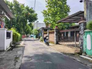 Rumah Kartasura 170Mt, 2Kt, 2Km, dekat jl Slamet Riyadi, Ngadirejo, Sukoharjo lokasi di Sukoharjo Kab., tersedia melalui melalui situs Olx