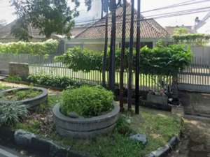 Rumah Klasik heritage di Cipaganti dekat cihampelas setiabudi bandung lokasi di Bandung Kota, tersedia melalui melalui situs Olx