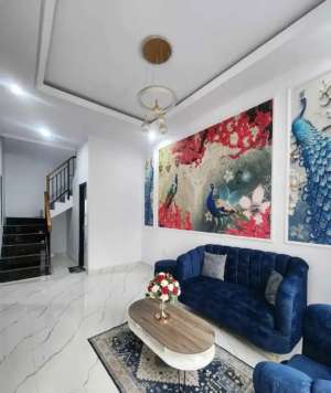 Rumah klasik moderen anti gang lokasi di Depok Kota, tersedia melalui melalui situs Olx