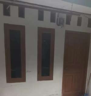 Rumah kontrakan bulanan lokasi di Jakarta Barat, tersedia melalui melalui situs Olx