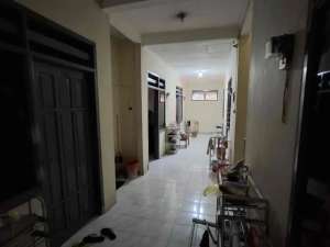 Rumah Kos Dinoyo Tengah Surabaya Pusat dekat Widya Mandala Surabaya lokasi di Surabaya Kota, tersedia melalui melalui situs Olx