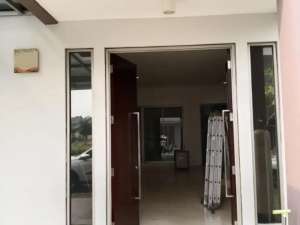 Rumah Kosongan 8x15 Golf Island Cluster Orchestra lokasi di Jakarta Utara, tersedia melalui melalui situs Olx