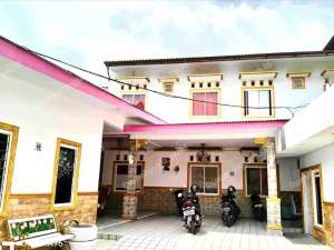 rumah kost 27 kamar tidur lingkungan premium kampus UGM uny lokasi di Yogyakarta Kota, tersedia melalui melalui situs Olx