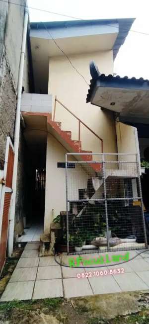 Rumah KOST Kos 4 pintu di JURANG MANGU pondok aren lokasi di Tangerang Selatan Kota, tersedia melalui melalui situs Olx