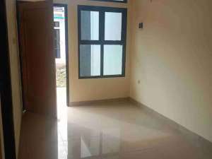 rumah kpr siap huni di belakang RS harapan bunda pasar rebo lokasi di Jakarta Timur, tersedia melalui melalui situs Olx