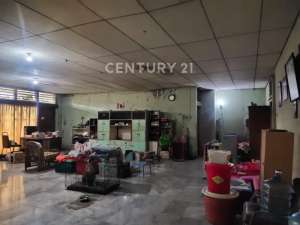 Rumah Lama Hitung Tanah Di Kelapa Dua Kebon Jeruk Jakarta Barat lokasi di Jakarta Barat, tersedia melalui melalui situs Olx