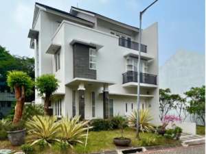 Rumah Lebak Bulus Dalam Komplek Dekat Station MRT lokasi di Tangerang Selatan Kota, tersedia melalui melalui situs Olx