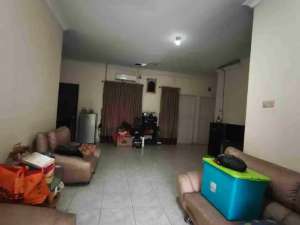 Rumah Luas Row Jalan Lebar di Harapan Indah Bekasi lokasi di Bekasi Kota, tersedia melalui melalui situs Olx