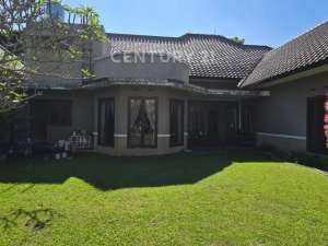 Rumah Lux Furnished Di Bandung Tempo Dulu Kota Baru Parahyangan lokasi di Bandung Barat Kab., tersedia melalui melalui situs Olx