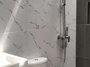 Rumah mewah 2 lantai perum Rungkut harapan Belakang Merr , tersedia melalui melalui situs Olx