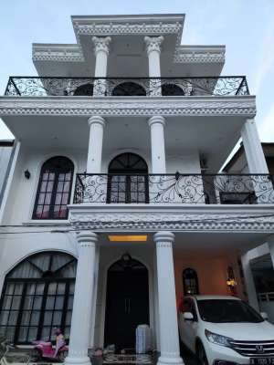 Rumah mewah cluster Antapani 2,99 M ada kolam renang lokasi di Bandung Kota, tersedia melalui melalui situs Olx