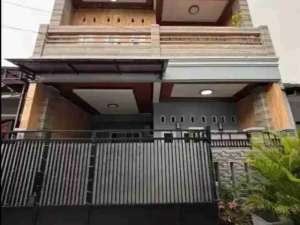 Rumah Mewah Dalam Cluster Bintara Bjv lokasi di Bekasi Kota, tersedia melalui melalui situs Olx