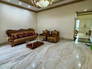 Rumah Mewah di Dharmahusada Full Marmer Luxury, Surabaya lokasi di Surabaya Kota, tersedia melalui melalui situs Olx