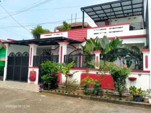 Rumah Mewah di Kalibaru Cilodong 3 Lantai, Kolam Renang dan Joglo, Semi Furnished lokasi di Depok Kota, tersedia melalui melalui situs Olx