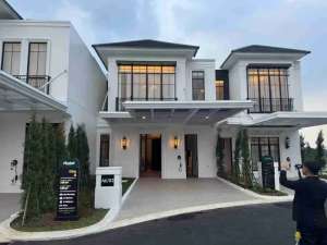 Rumah Mewah di Pusat Kota Bogor dgn Best View Pegunungan lokasi di Bogor Kota, tersedia melalui melalui situs Olx