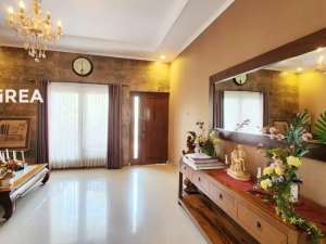 RUMAH MEWAH DIJUAL DI SOLO BARU DEKAT RS DR OEN lokasi di Surakarta Kota, tersedia melalui melalui situs Olx