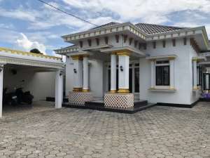 Rumah Mewah Furnished di Guntung manggis, banjarbaru lokasi di Banjarbaru Kota, tersedia melalui melalui situs Olx