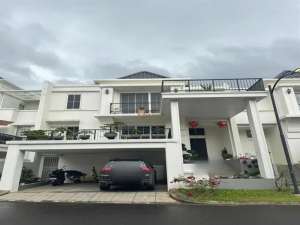 Rumah Mewah Modern Classic Luxury Summarecon BogorDekat AEON Mall Sentul CityTol Jagorawi lokasi di Bogor Kota, tersedia melalui melalui situs Olx