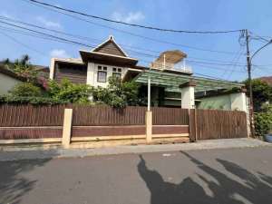 Rumah Mewah Swimming Pool Indoor Di Veteran Bintaro Jakarta Selatan Dekat Gerbang Tol Veteran lokasi di Jakarta Selatan, tersedia melalui melalui situs Olx