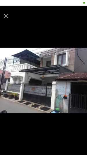Rumah Minimalis Bagus Siap Huni Dekat Universitas Di Pejaten Jakarta lokasi di Jakarta Timur, tersedia melalui melalui situs Olx