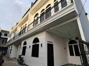 Rumah Minimalis Dengan Konsep Towmhouse Di Batu Ampar, Kramatjati - Jakarta Timur Dekat Jalan Raya Condet lokasi di Jakarta Timur, tersedia melalui melalui situs Olx