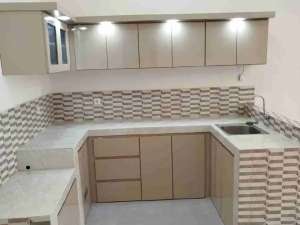 RUMAH MINIMALIS SEMI FURNISH TERAWAT ROW LEBAR SURABAYA TIMUR lokasi di Surabaya Kota, tersedia melalui melalui situs Olx