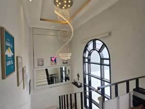 Rumah modern AMERICAN HOUSEdi GEGERKALONG BANDUNG FURNISHED SANGAT MINIMALIS DAN MODERN lokasi di Bandung Kota, tersedia melalui melalui situs Olx