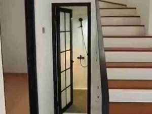 RUMAH MODERN CLASSIC AMERICA ADA POOL PRIBADI KREO LARANGAN CILEDUG lokasi di Tangerang Kota, tersedia melalui melalui situs Olx