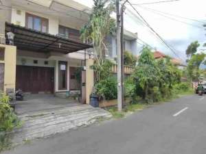 rumah modern Gatot Subroto tengah Denpasar timur bali lokasi di Denpasar Kota, tersedia melalui melalui situs Olx