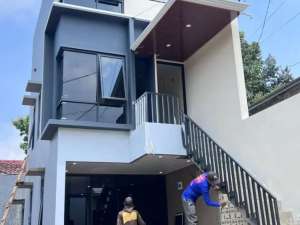 Rumah modern minimalis 3 lantai 3 k tidur 4k mandi dekat stasiun bojonggede lokasi di Bogor Kab., tersedia melalui melalui situs Olx