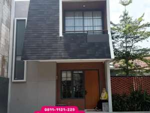 Rumah modern Strategis lokasi hanya 3 menit600 meter ke Tol Kukusan lokasi di Depok Kota, tersedia melalui melalui situs Olx