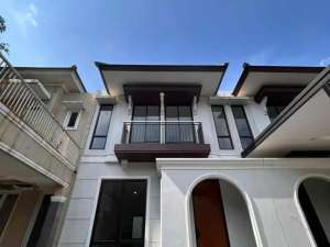 Rumah Murah Bangunan Baru Kota Wisata Cibubur lokasi di Bekasi Kota, tersedia melalui melalui situs Olx