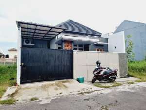 Rumah Murah Cantik Nyaman Siap Pakai di Singopuran Kartasura Sukoharjo lokasi di Sukoharjo Kab., tersedia melalui melalui situs Olx