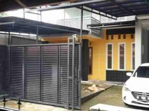 Rumah Murah dengan 5Kamar Tidur di Cikunir Kota Bekasi lokasi di Bekasi Kota, tersedia melalui melalui situs Olx