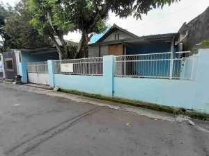 rumah Murah Dijualdisolo di Kartosuro Sukoharjo lokasi di Sukoharjo Kab., tersedia melalui melalui situs Olx