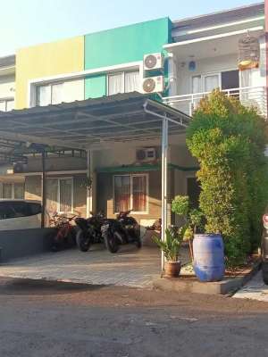 Rumah Murah Harga di bawah pasar di Cluster De Minimalis Rawalumbu Bekasi lokasi di Bekasi Kota, tersedia melalui melalui situs Olx