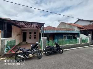 RUMAH MURAH HITUNG TANAH DI MARGAHAYU Margasari Buah Batu Bandung Strategis Akses Mudah lokasi di Bandung Kota, tersedia melalui melalui situs Olx