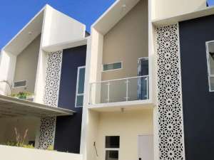 RUMAH MURAH LUAS 2 LANTAI SIAP HUNI DI DALAM CLUSTER, CILEUNGSI BOGOR lokasi di Bogor Kab., tersedia melalui melalui situs Olx