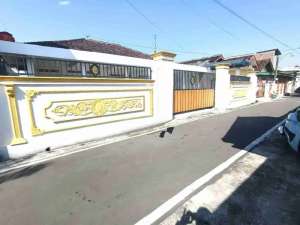 Rumah Murah Luas Kokoh Dagen Jaten Karang anyar lokasi di Karanganyar Kab., tersedia melalui melalui situs Olx