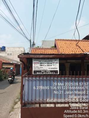 Rumah Murah Posisi Hook Di Jl. Masjid, Jatiwaringin-Pondok Gede,Bekasi lokasi di Jakarta Timur, tersedia melalui melalui situs Olx