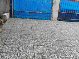 Rumah murah strategis pinggir jalan di Rawalumbu LT 180 jual cepat BU lokasi di Bekasi Kota, tersedia melalui melalui situs Olx